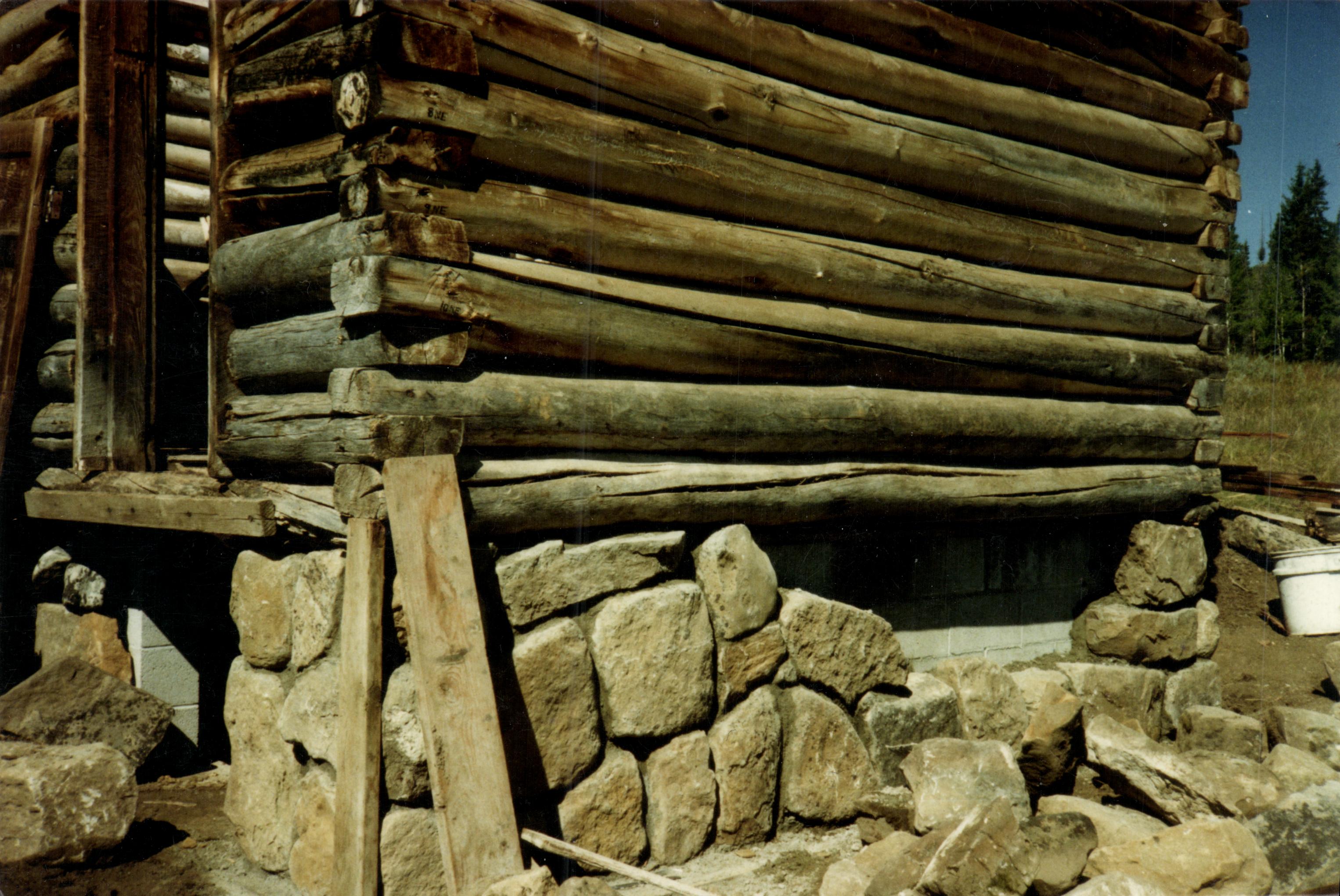 Jerry & Joan Huntsman Little Cabin